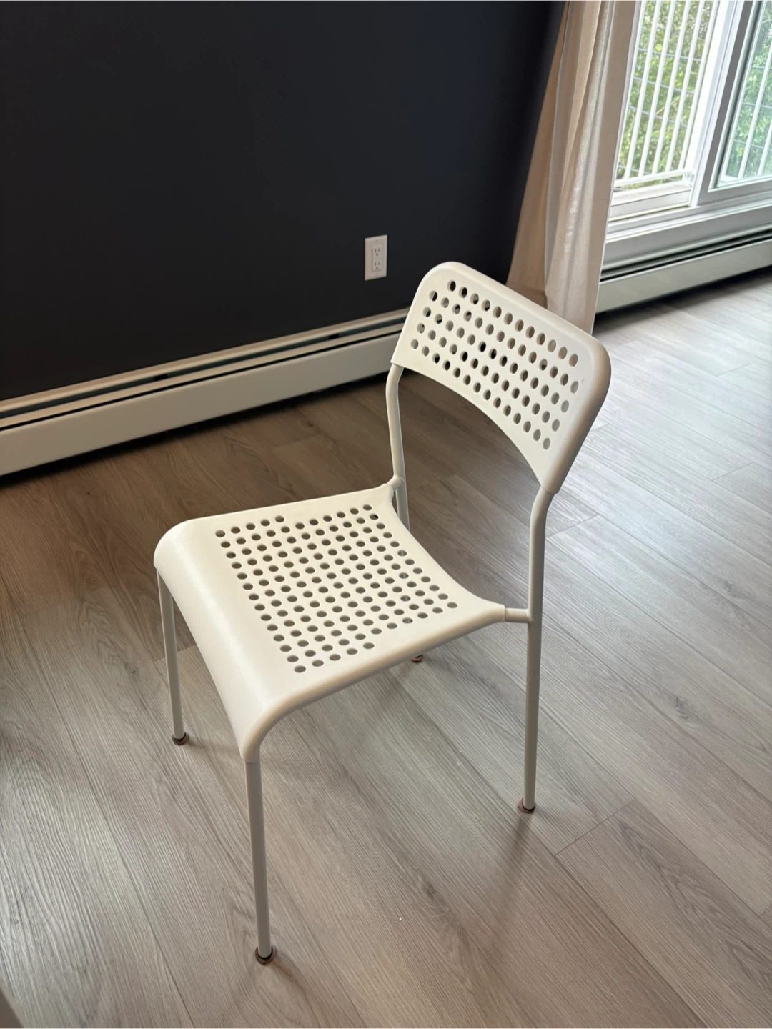 IKEA White Dining Table Set - photo 3