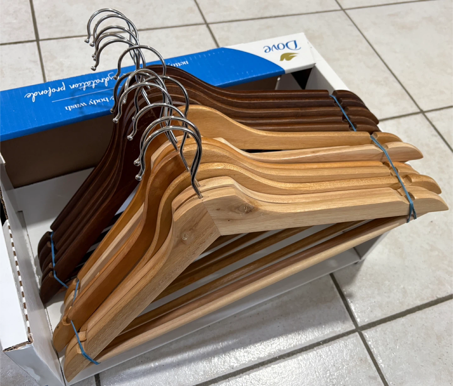 13 Premium Wooden Clothes Hangers - New - photo 2