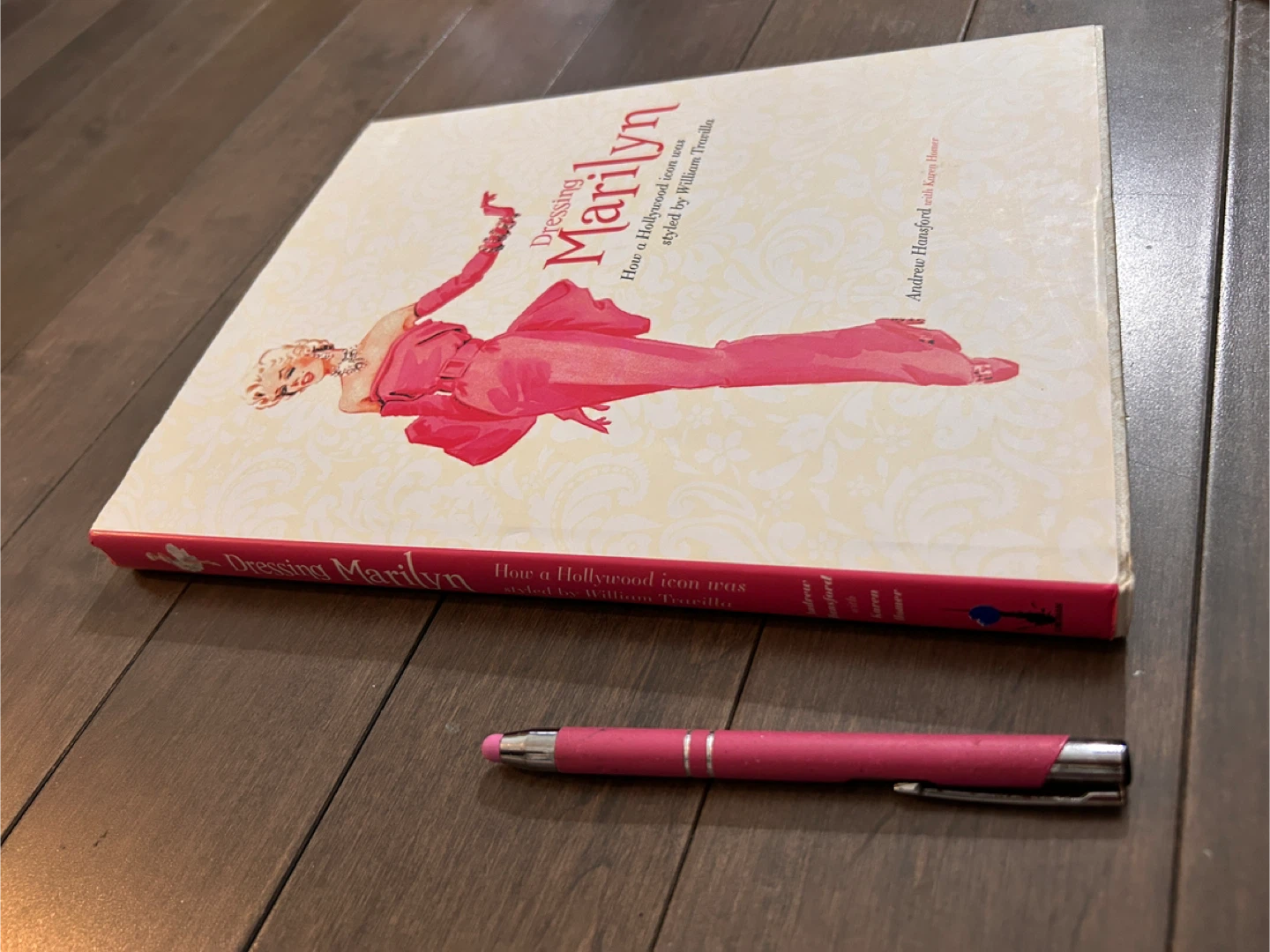 Dressing Marilyn: How a Hollywood Icon Was Styled Book - photo 2