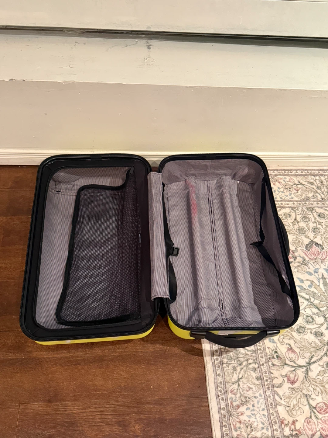 Herschel Carry-On Luggage - photo 2