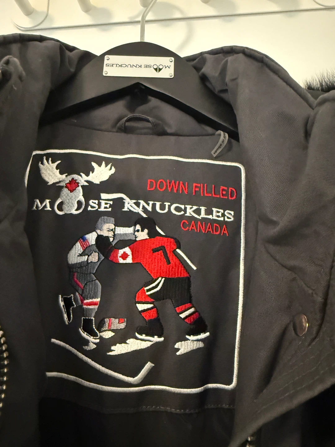 Moose Knuckles women’s Parka - Size L - photo 4
