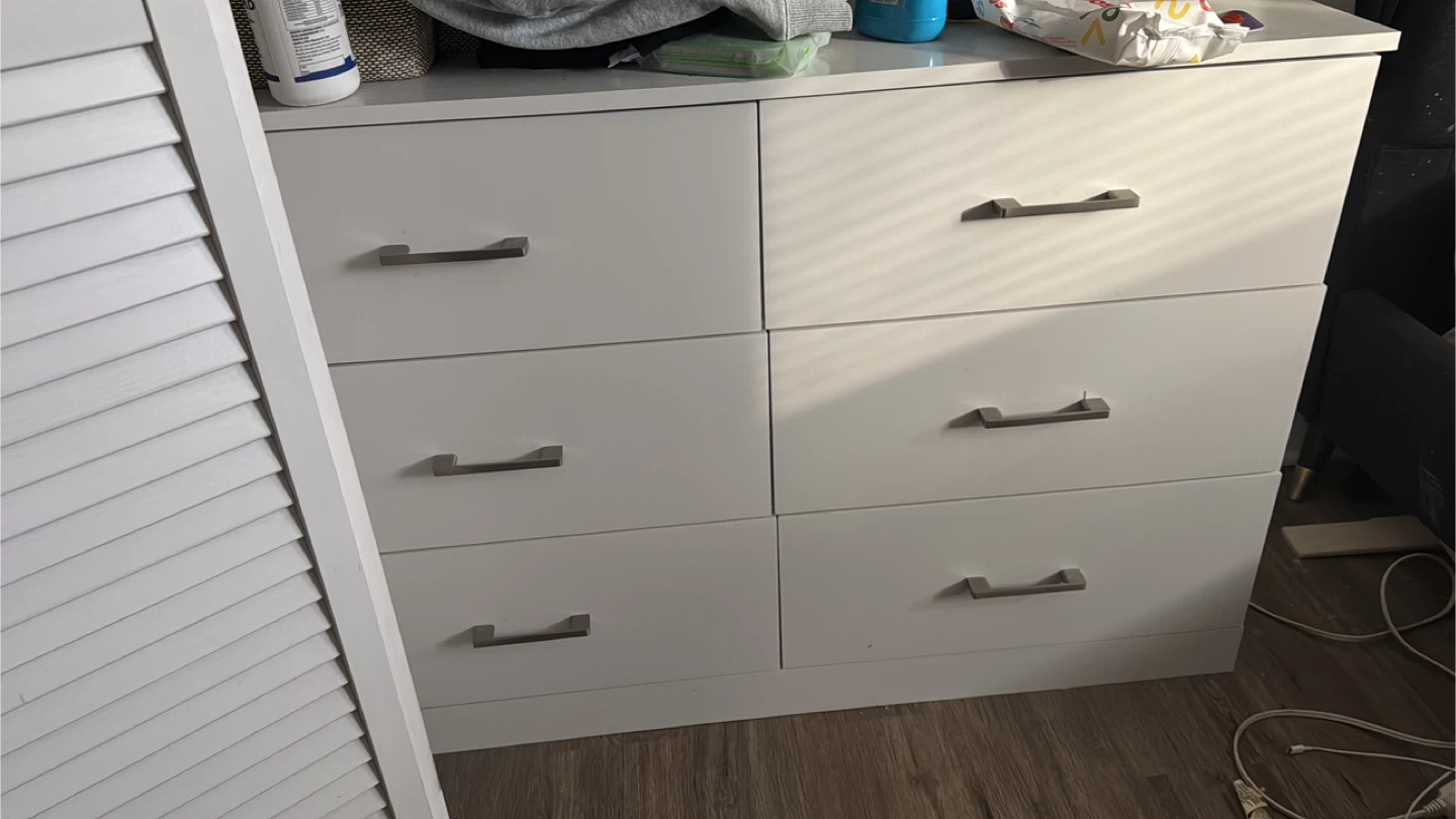 White 6-Drawer Dresser - photo 2