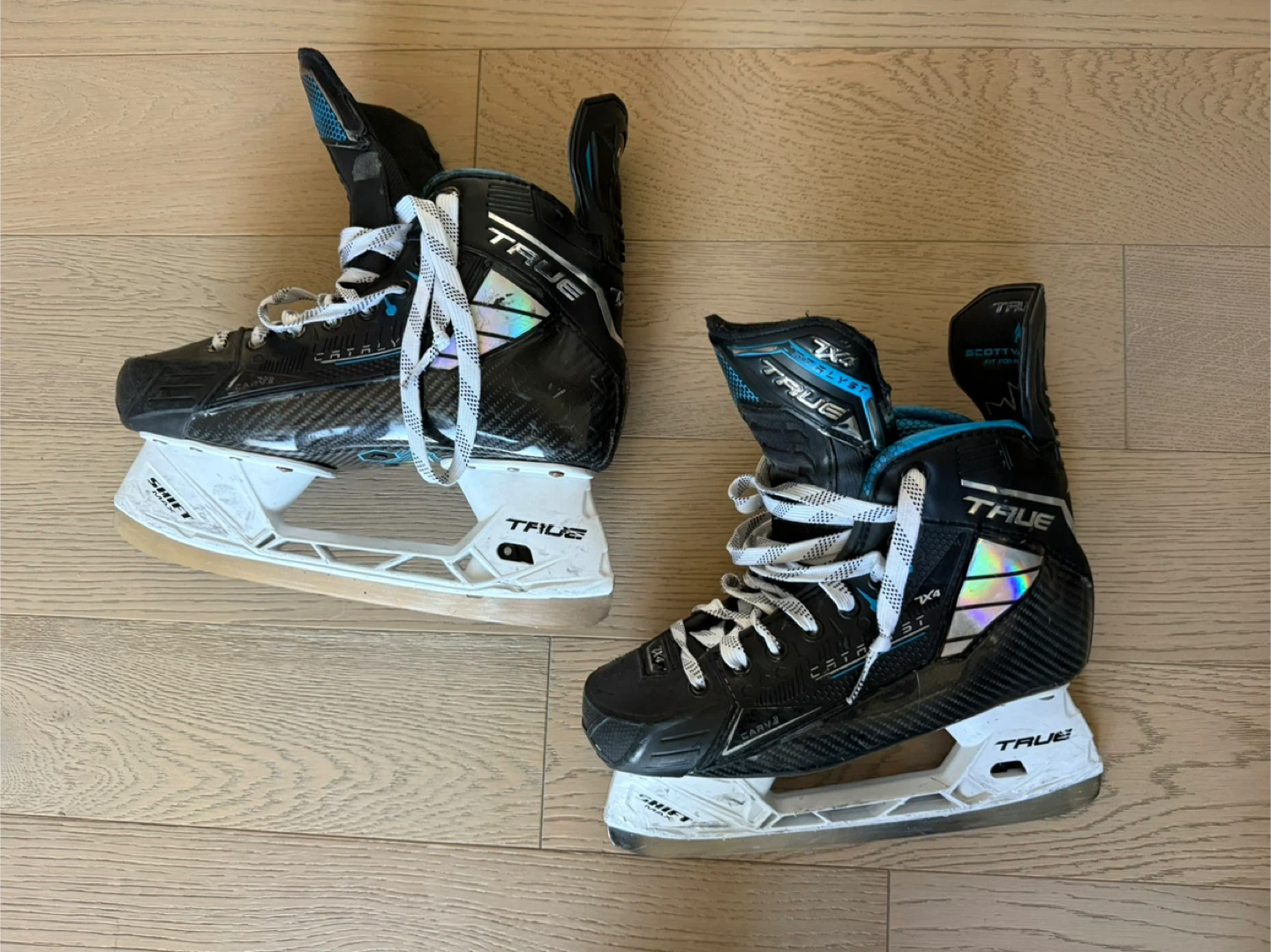 TRUE CATALYST 7X4 SENIOR HOCKEY SKATES size 7.5 mens - photo 2