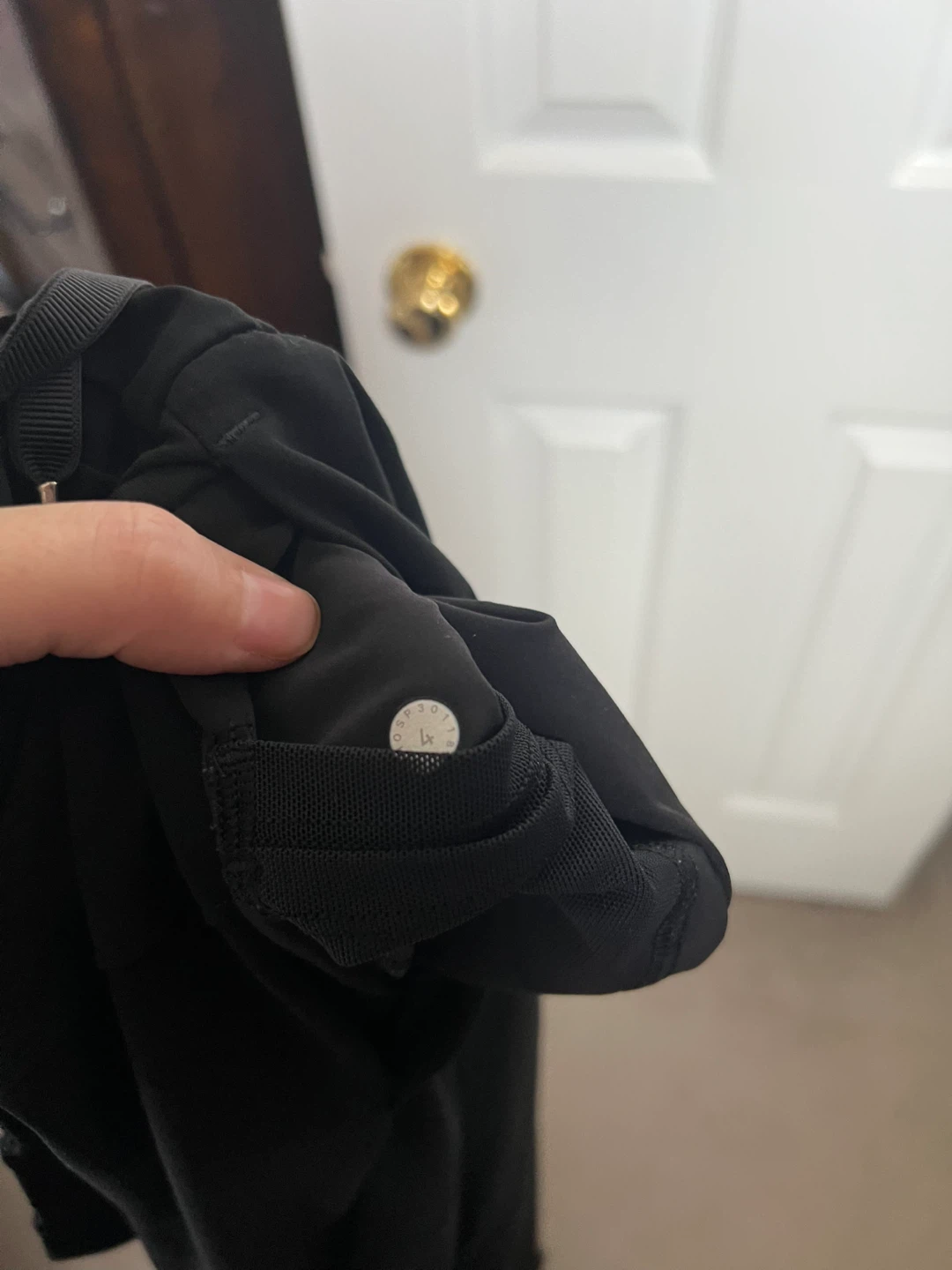 Lululemon Black Jogger Pants size 4 - photo 4