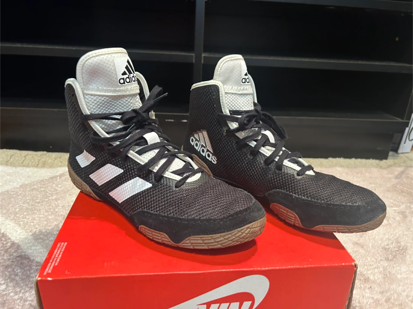 Adidas HVC 2 Wrestling Shoes - Size 8.5