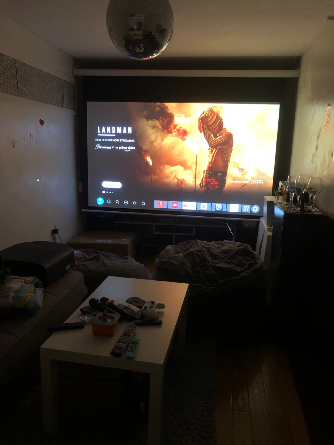 Epson Home Cinema 4000 3LCD Projector - photo 3