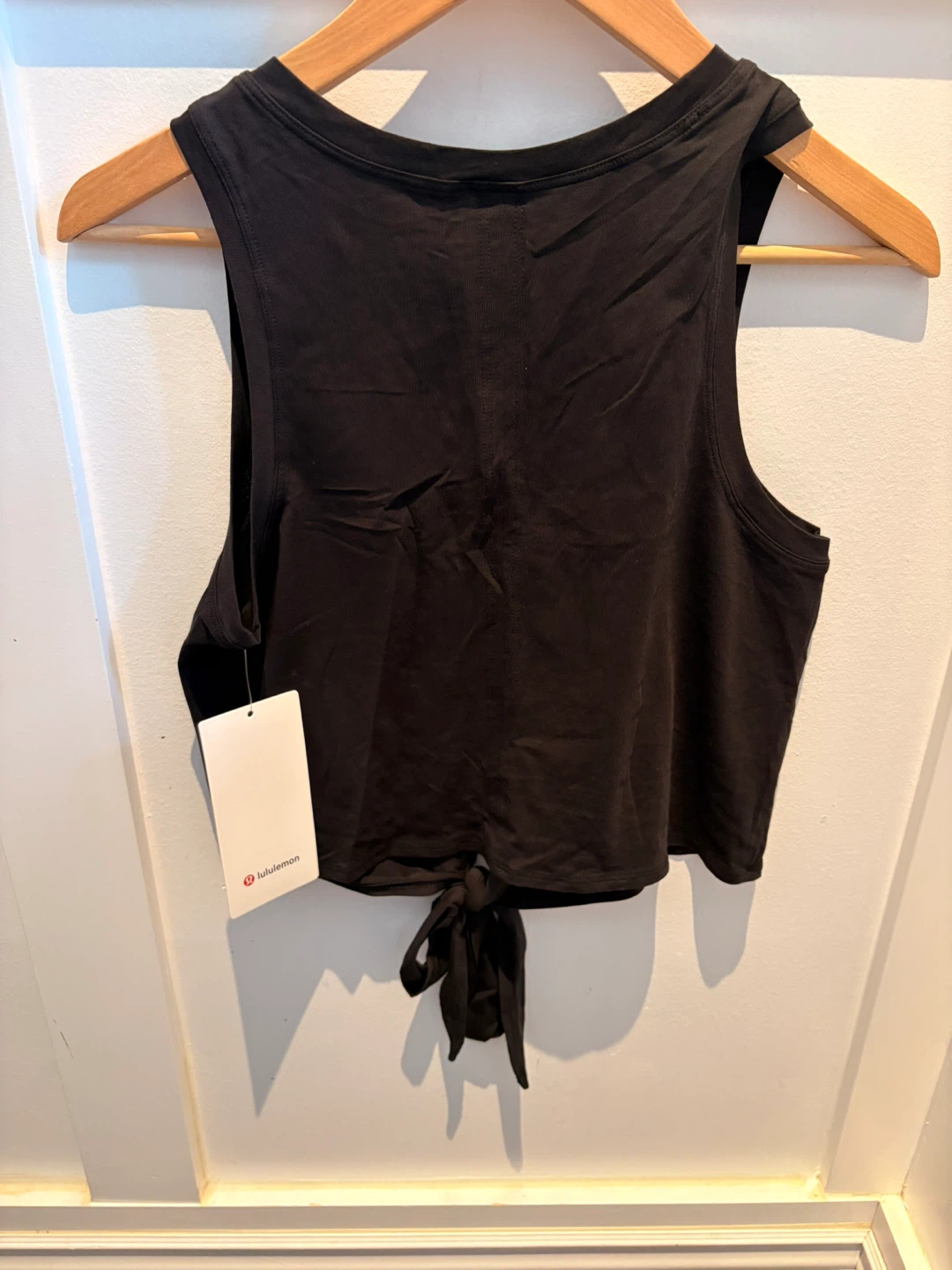 Lululemon Time to Restore Tank - Size 6 - photo 4