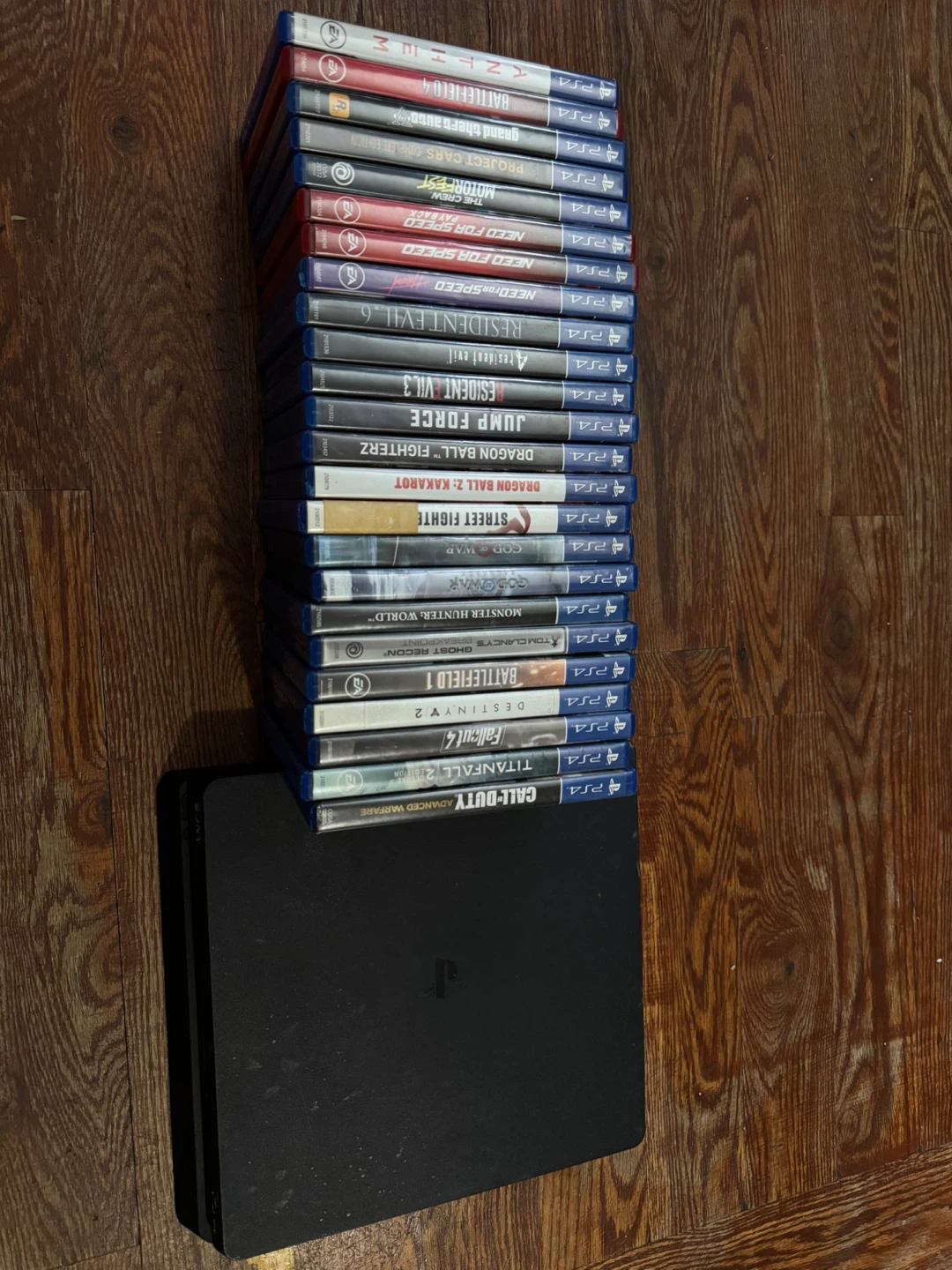 Sony Playstation 4 with 24 games - photo 4