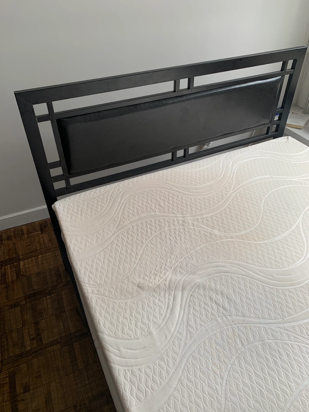 Queen Size Mattress with cot