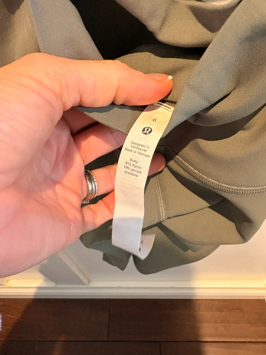 Lululemon Align SHR Short 10" Size 6 - photo 3
