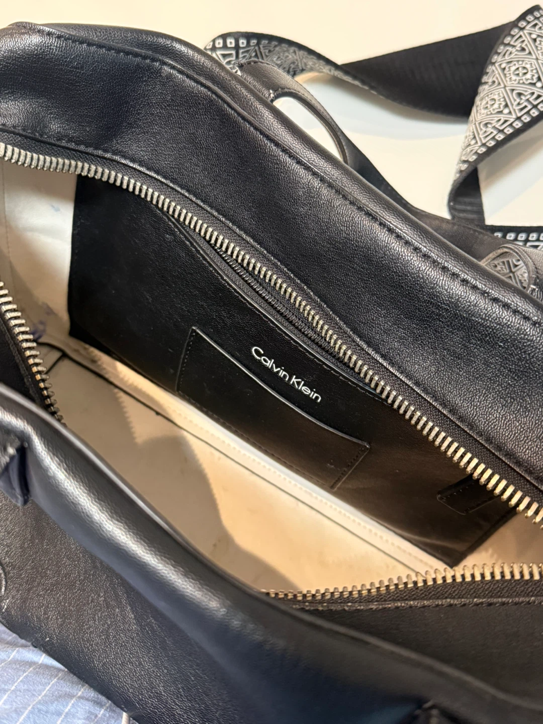 Calvin Klein Black Leather Handbag - photo 2