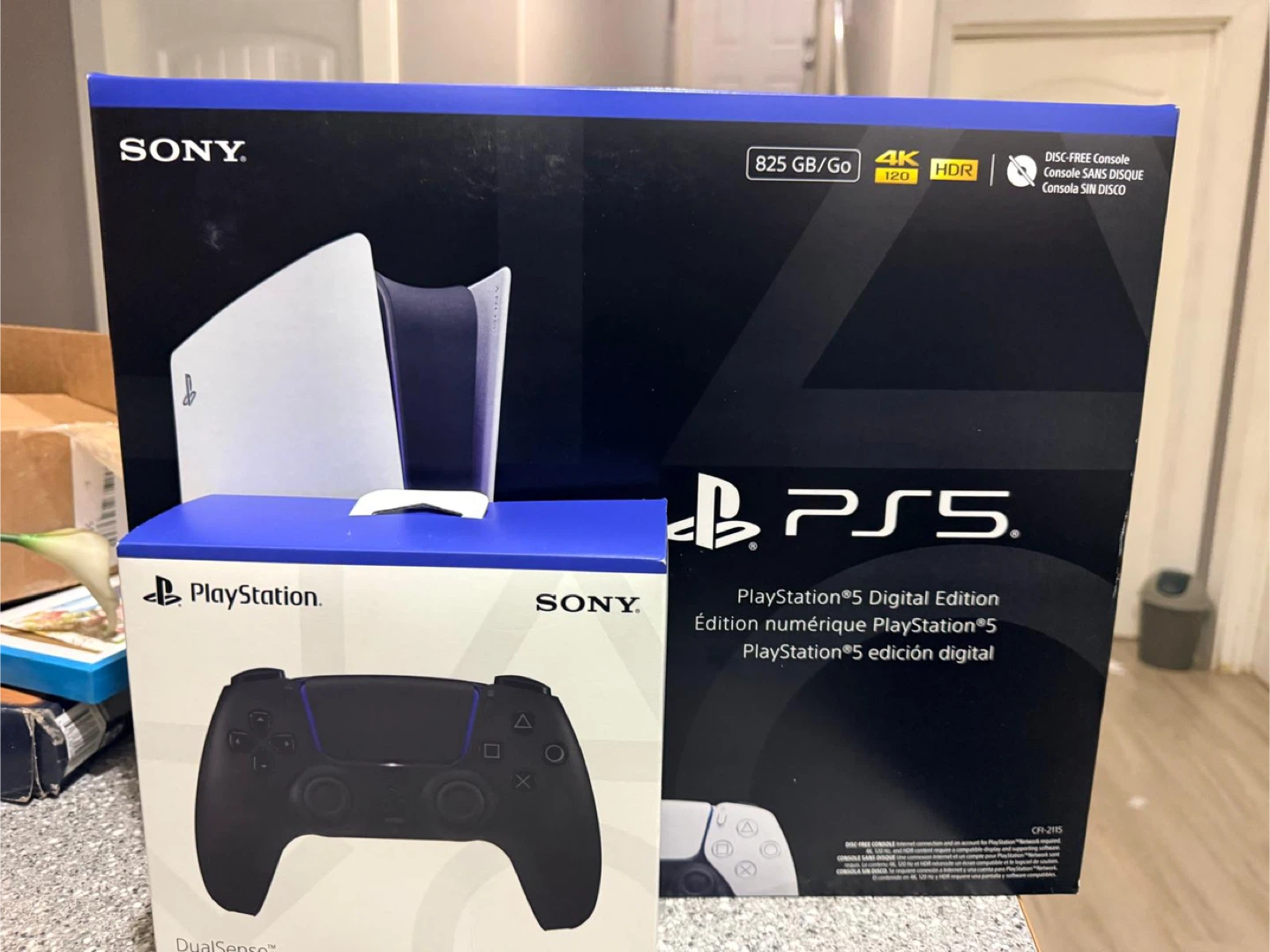 New Sony PlayStation 5 Digital Edition - 825GB - photo 3