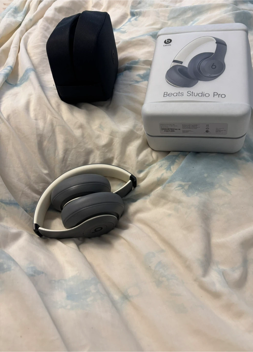 Beats Studio Pro - Grey - Headphones