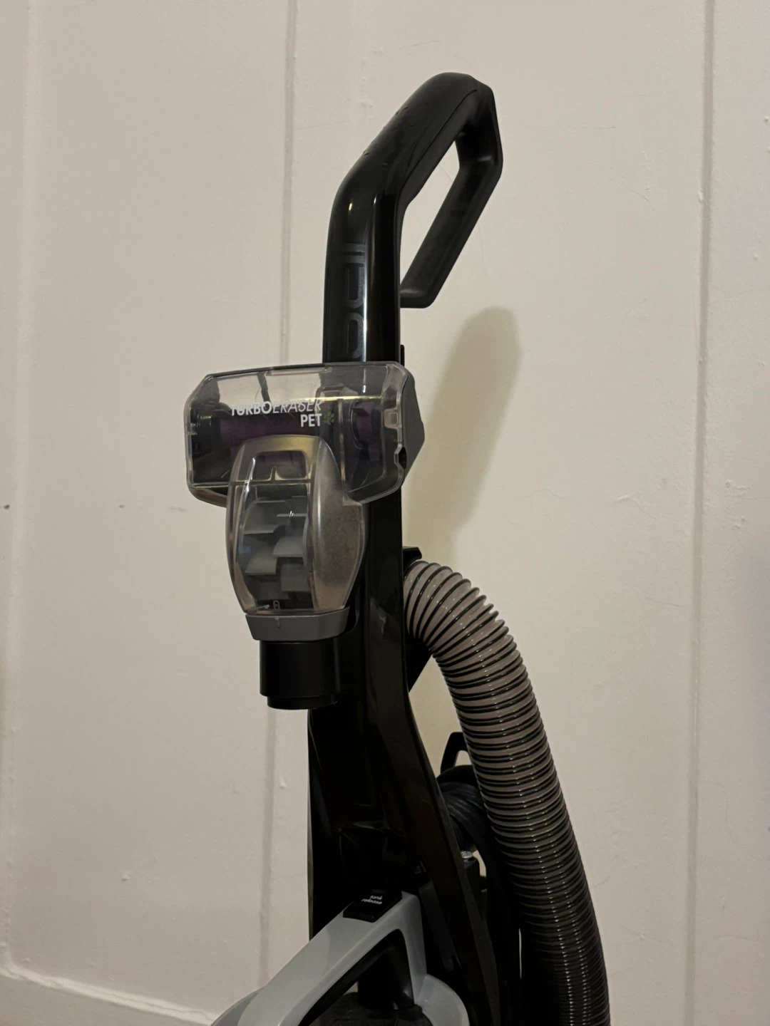 Bissell CleanView Swivel Vacuum - photo 4