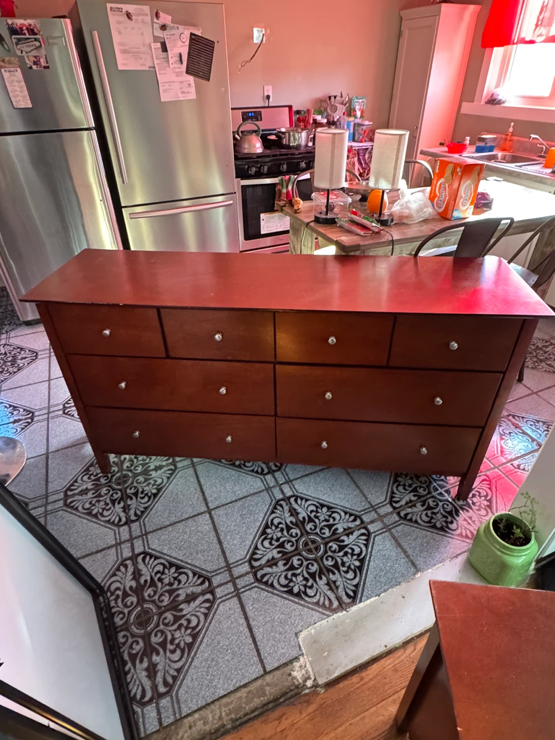 Brown Wood 8-Drawer Dresser& night stand - photo 2