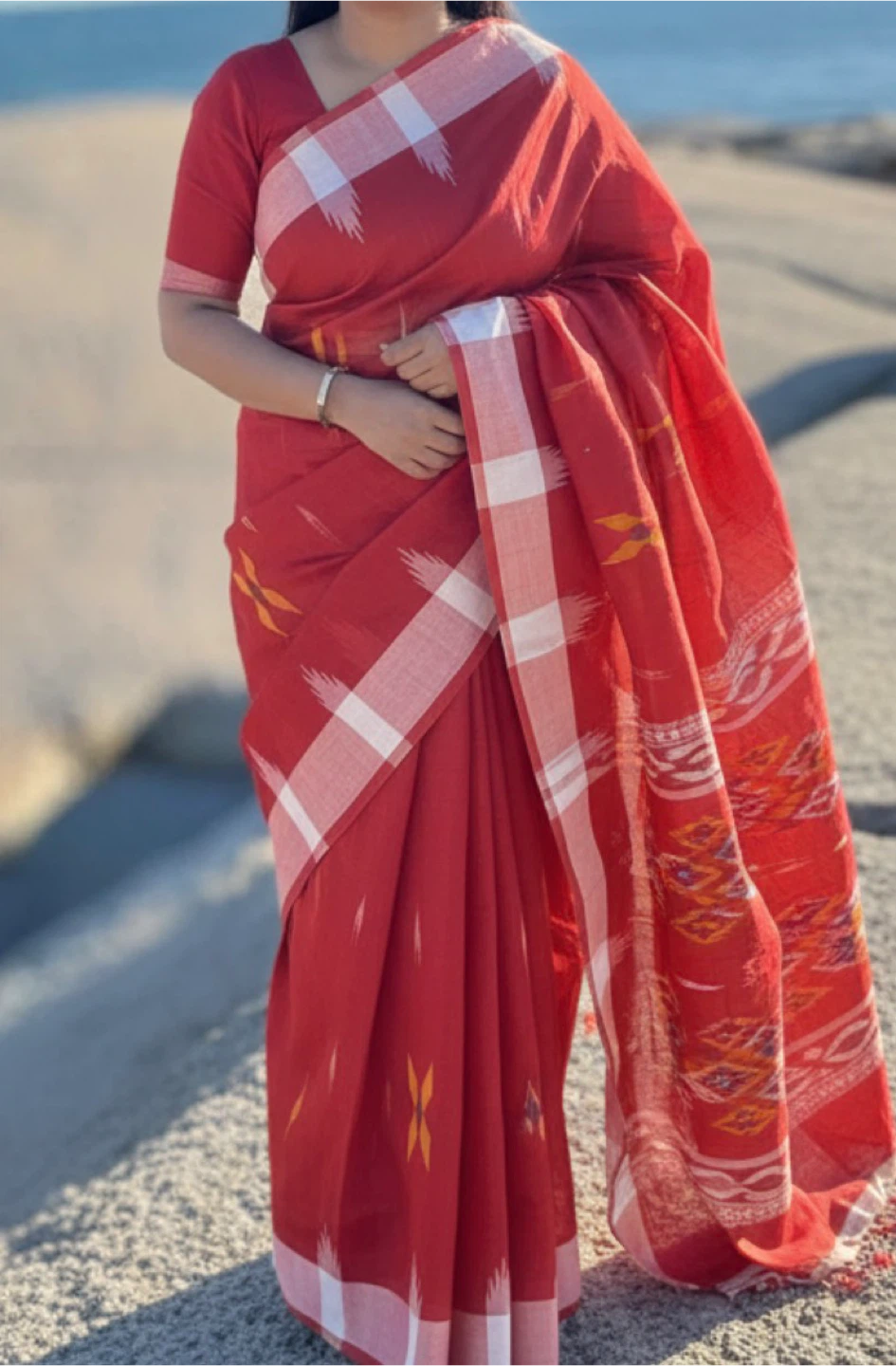 Red Monipuri saree - photo 2