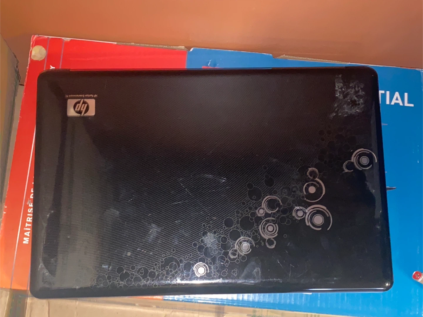 HP Laptop - Black for parts - photo 2