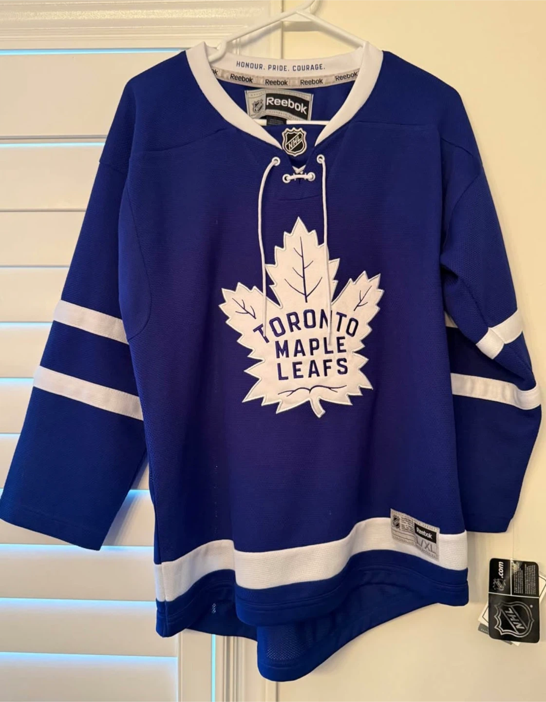 Toronto Maple Leafs Youth Reebok Hockey Jersey- NWT- L/XL - photo 2