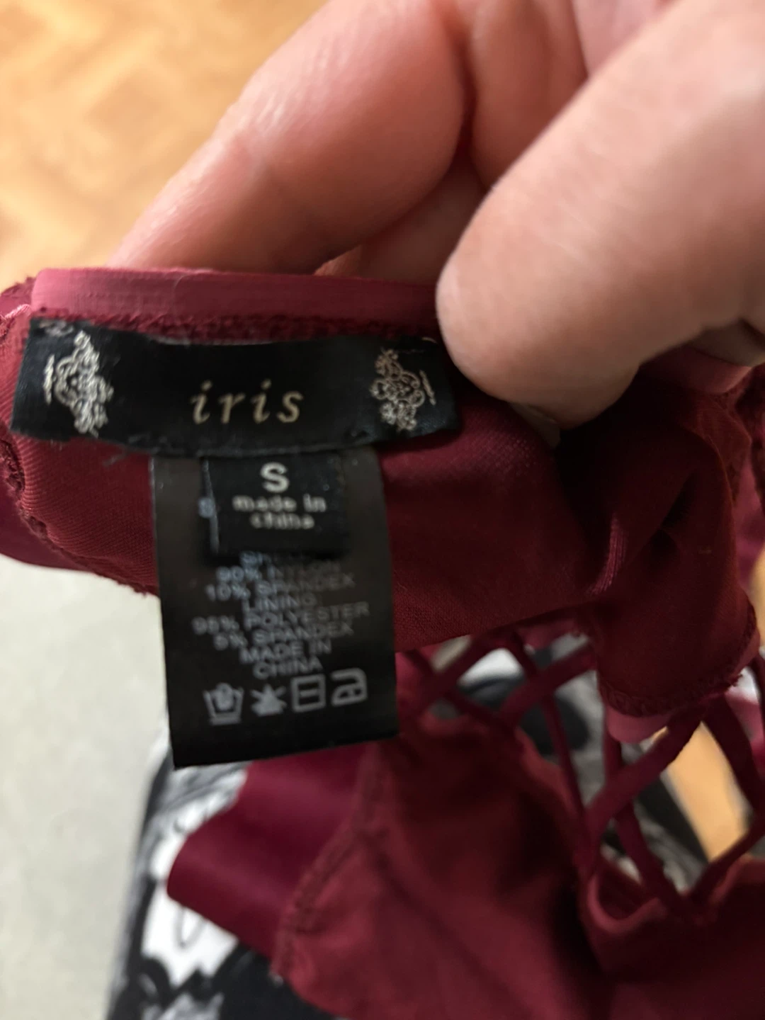 Iris Lace Halter Bra - Size Small - photo 3
