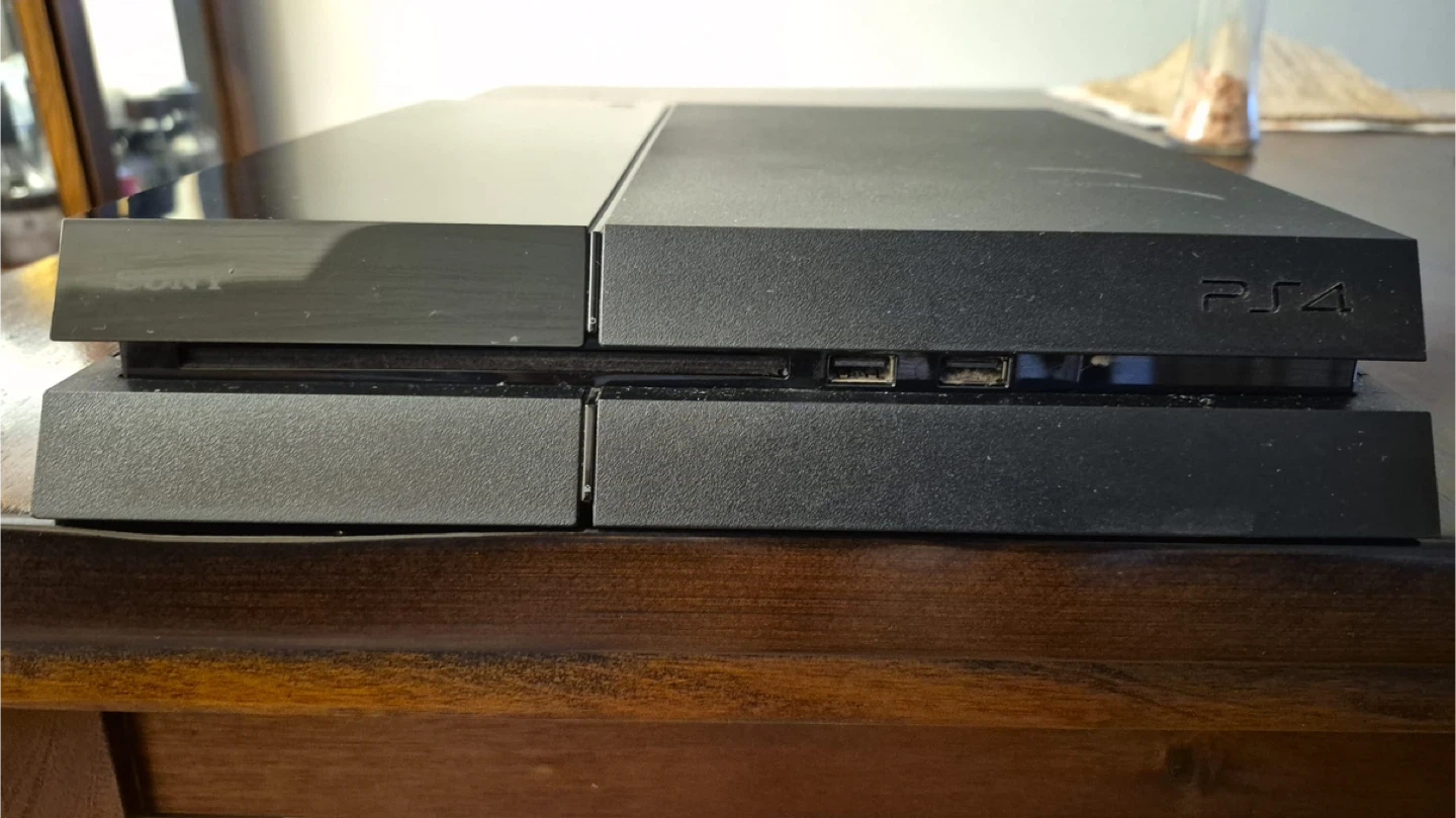 Sony PlayStation 4 (PS4) with Games & Controller