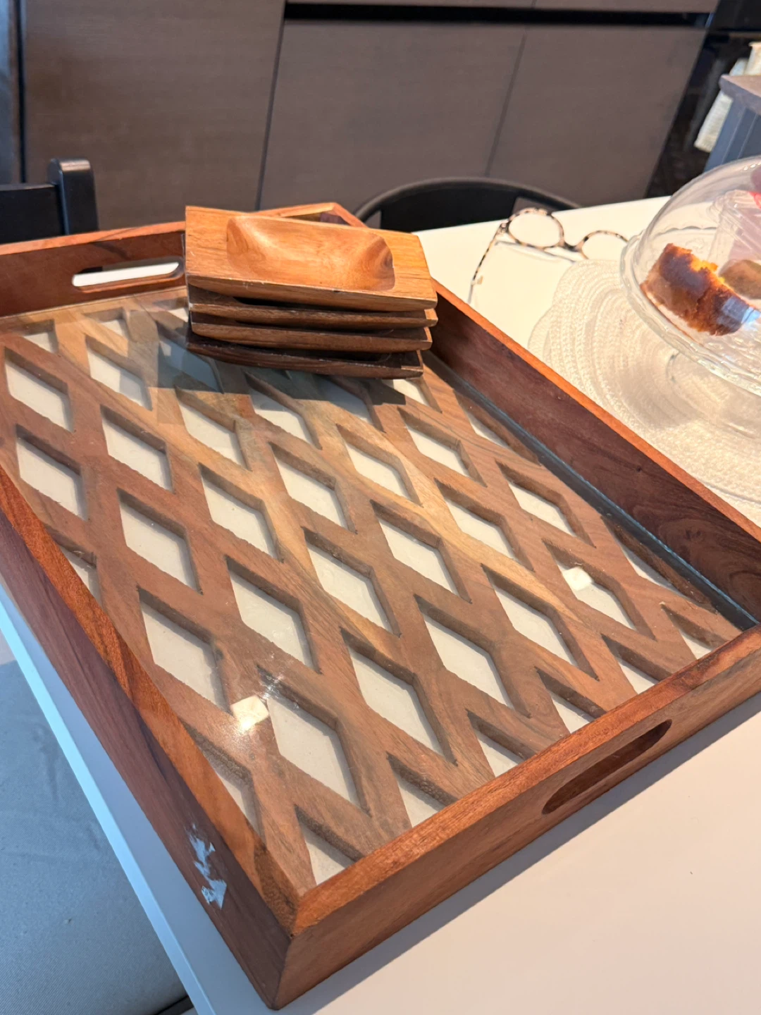 Wood cheese board with 4 Small Bowls