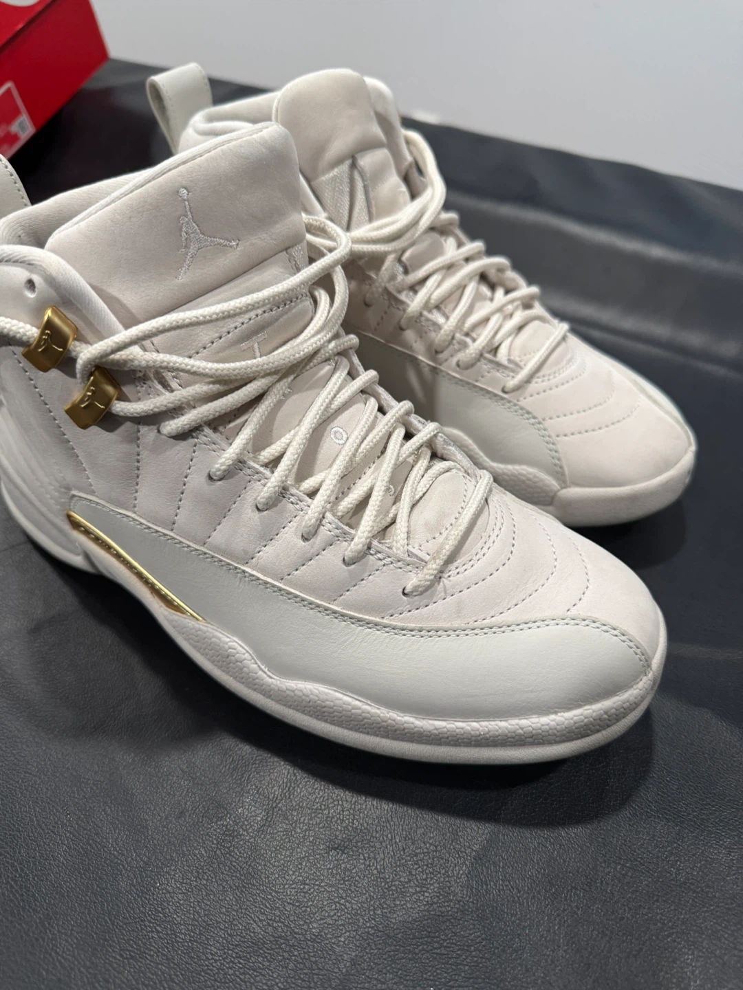 Air Jordan 12 Retro 'White/Metallic Gold' Size 9 - photo 2