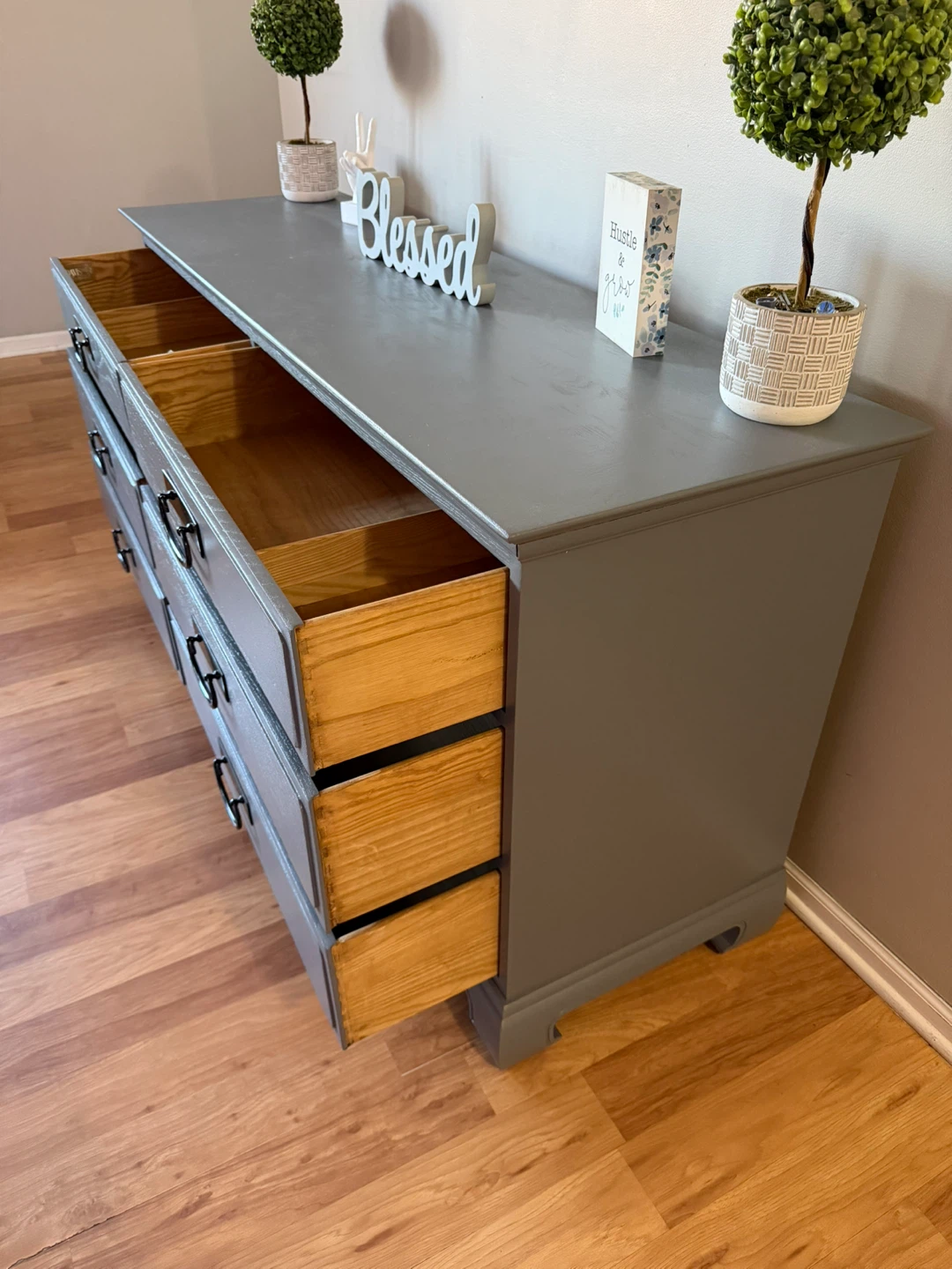 ✨💪🏼🩶Gorgeous solid oak dresser 🩶💪🏼✨ - photo 4