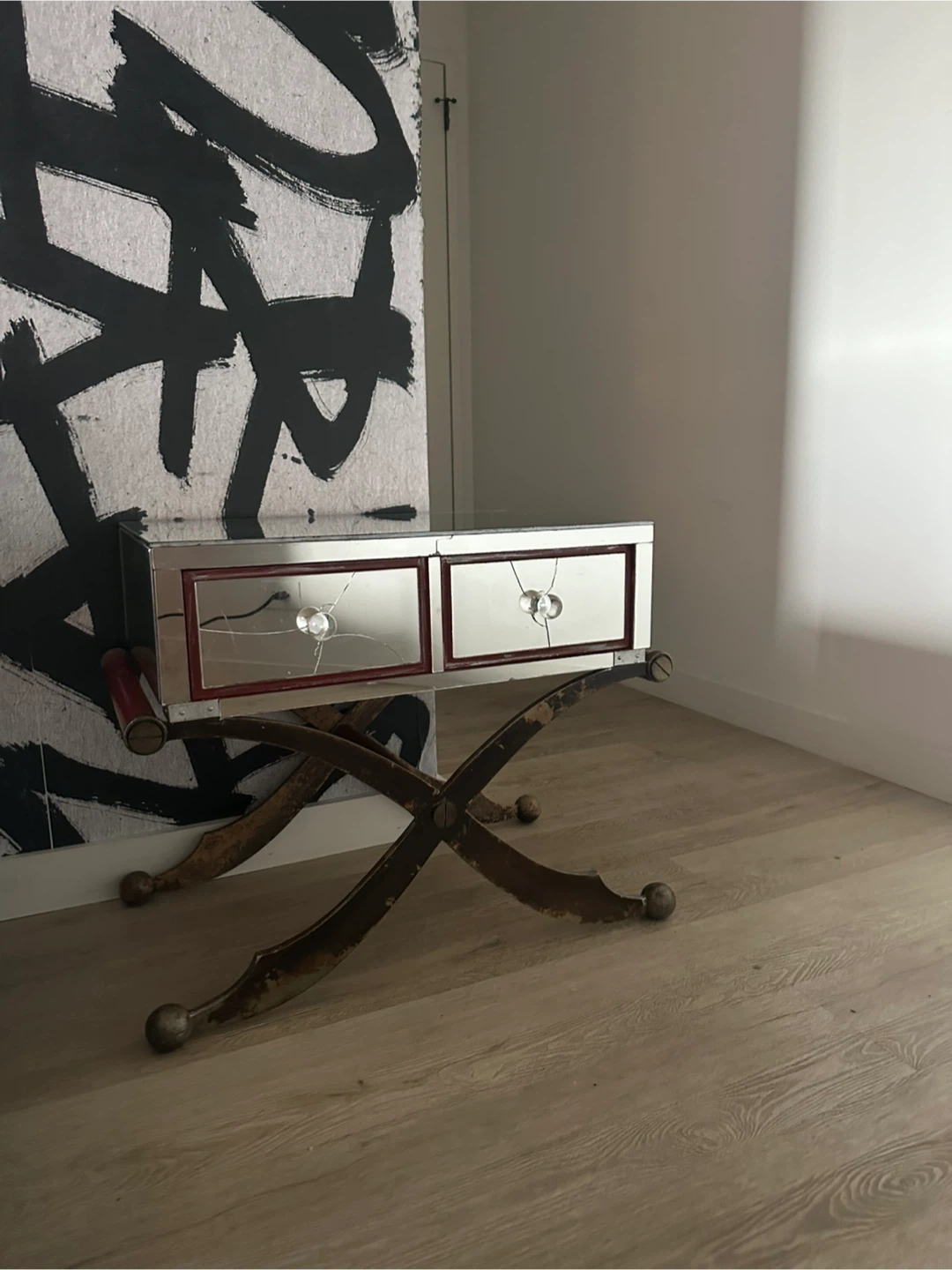 Antique Mirrored Vanity Table with Drawers