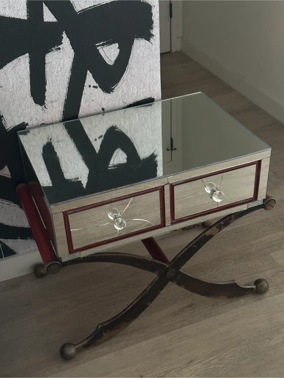 Antique Mirrored Vanity Table with Drawers - photo 4