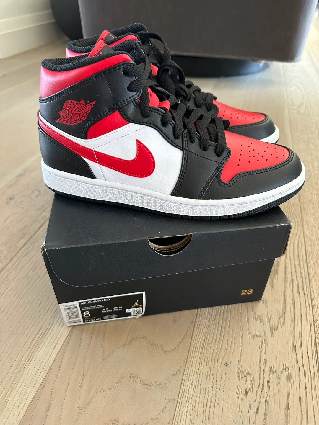 new men’s size 8 Nike Jordan high tops