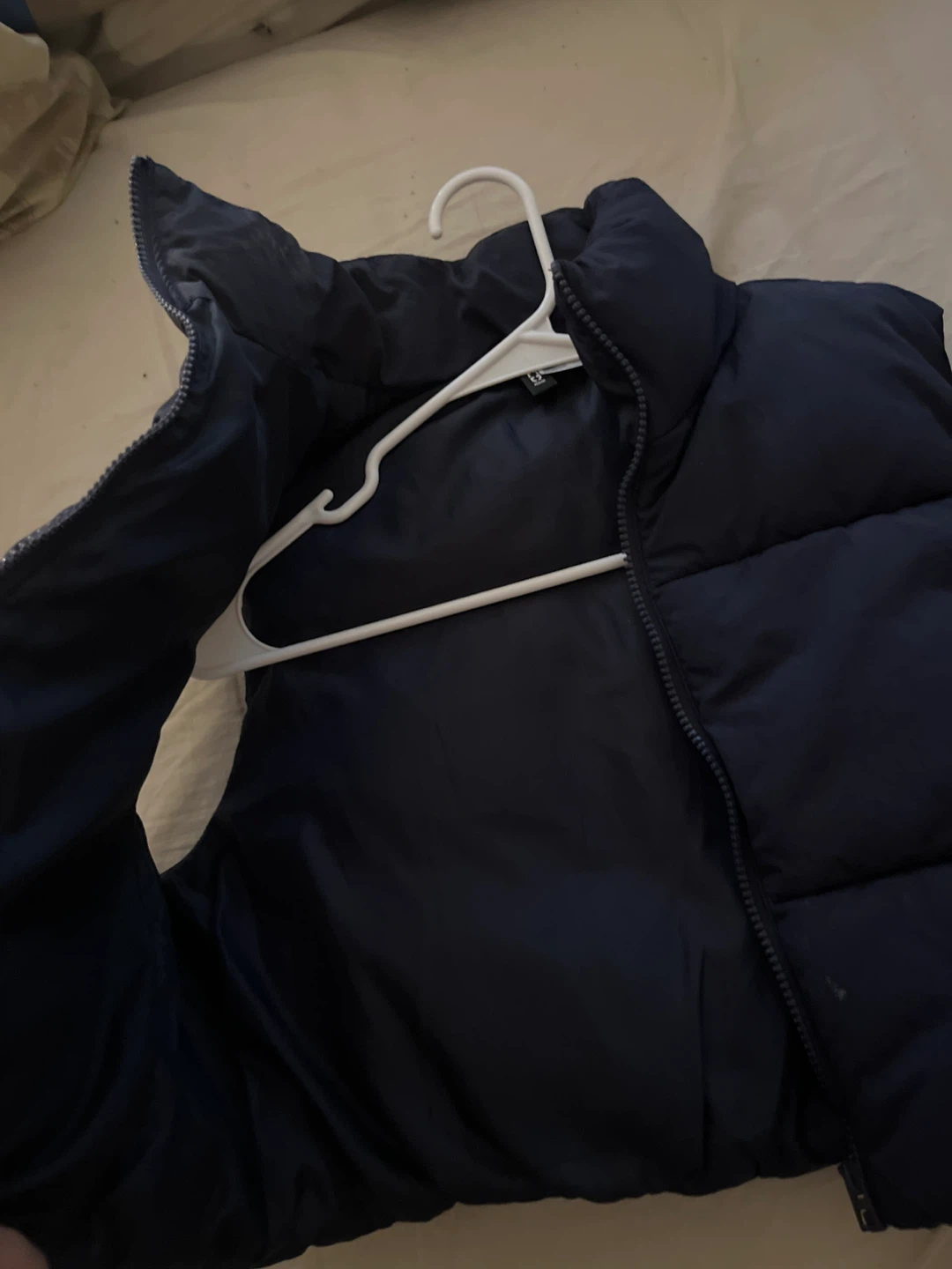 Navy Puffer Vest woman’s XS - photo 2