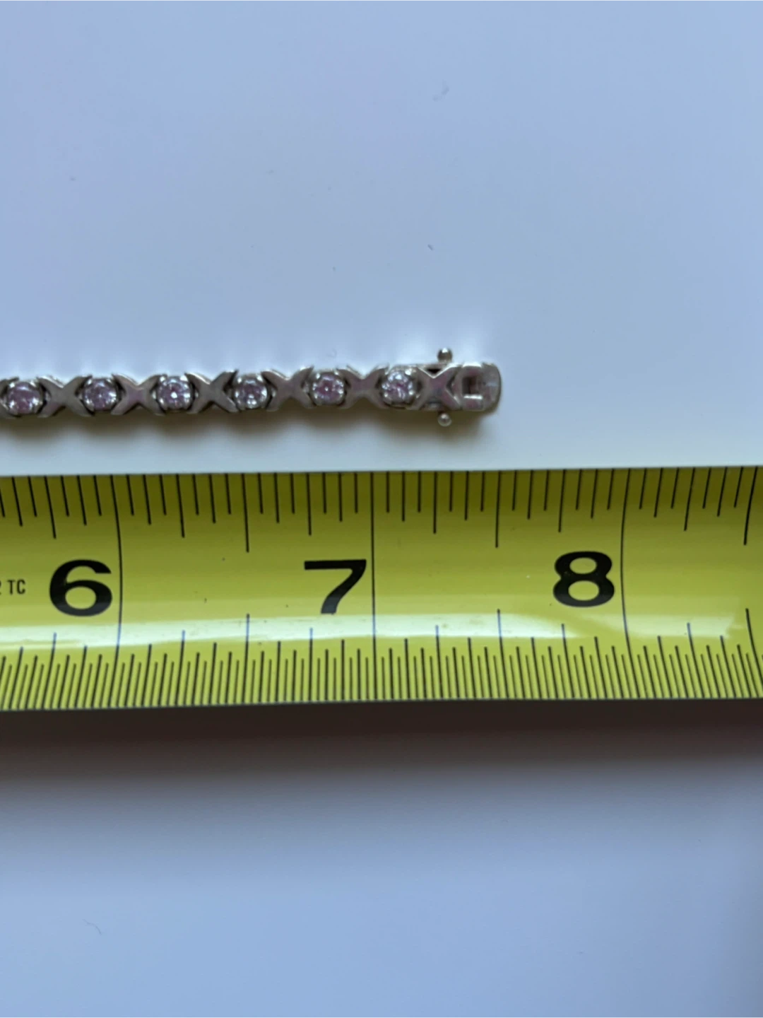 Silver Tone 'XOXO' Bracelet - 7.5 Inches - photo 5