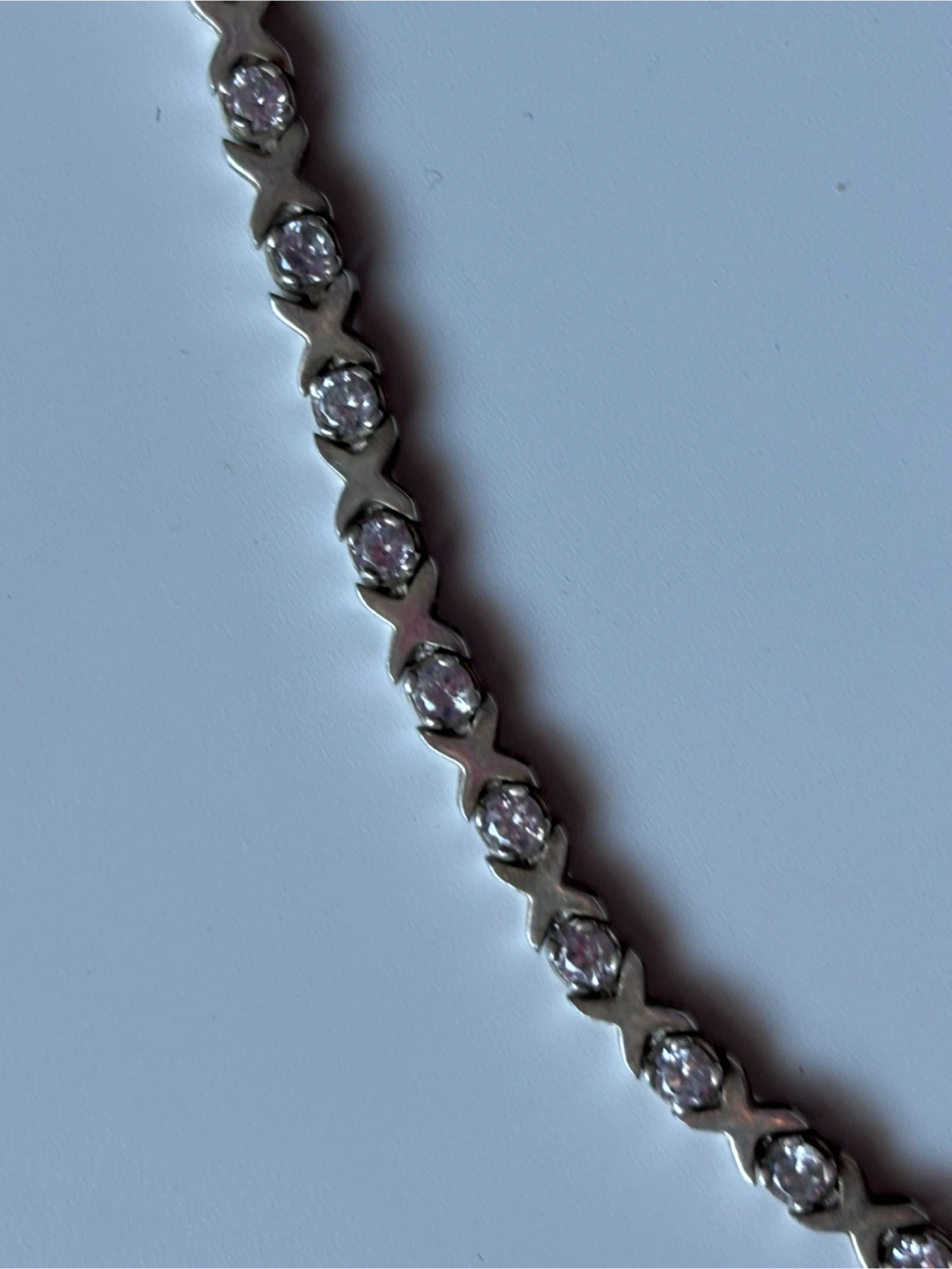 Silver Tone 'XOXO' Bracelet - 7.5 Inches - photo 2