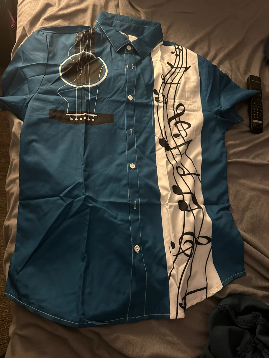 Guitar & Music Note Print Shirt