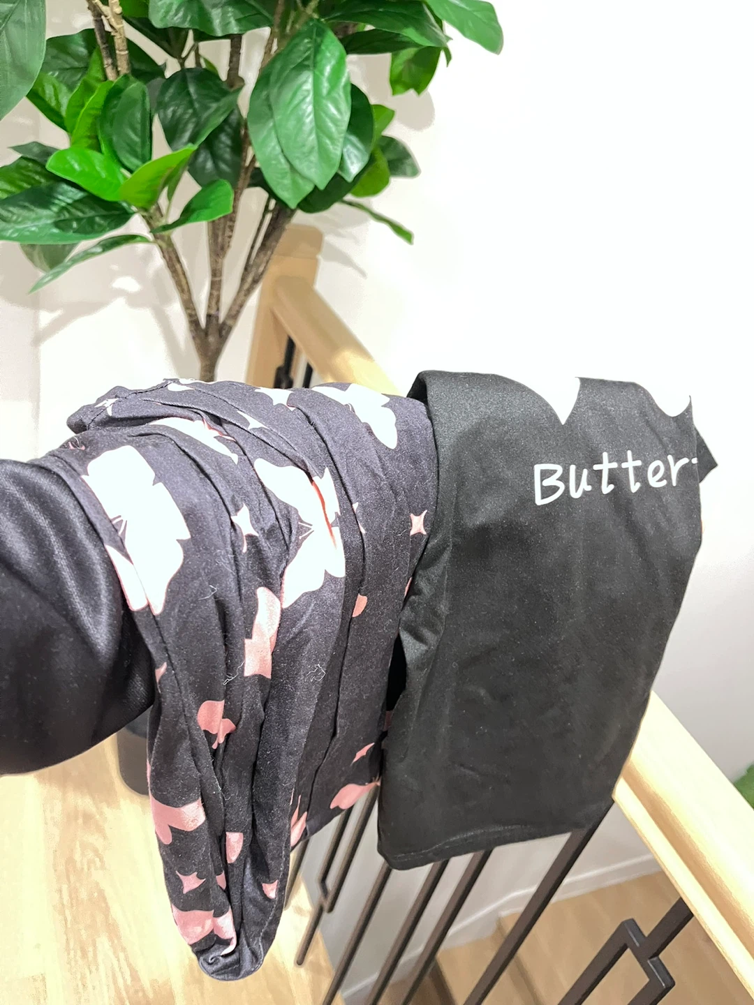 Free Black & Pink Patterned Sleep wear