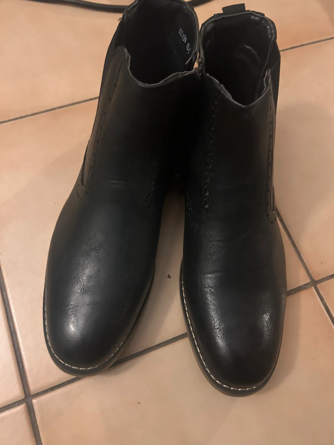 Men's Black Chelsea Boots, Size 10.5 - photo 2