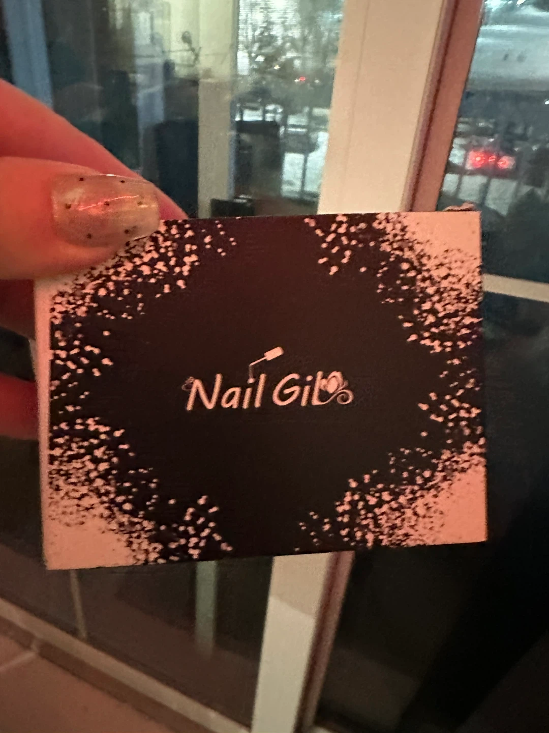 Nail Gil Gift