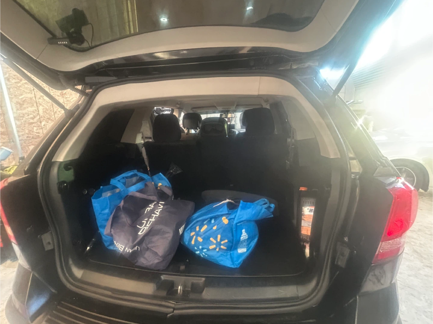 2014 Dodge Journey FWD 2.4 perfect for family or first car - photo 3
