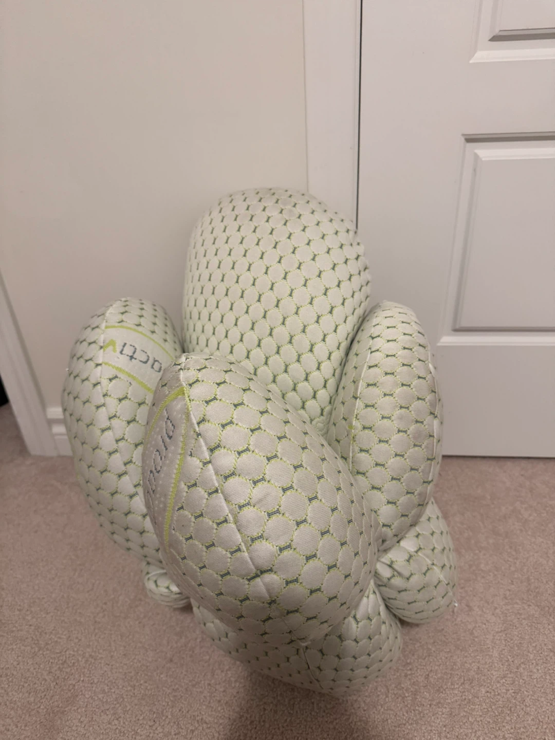 Proactive U-Shaped Pregnancy Pillow - photo 3