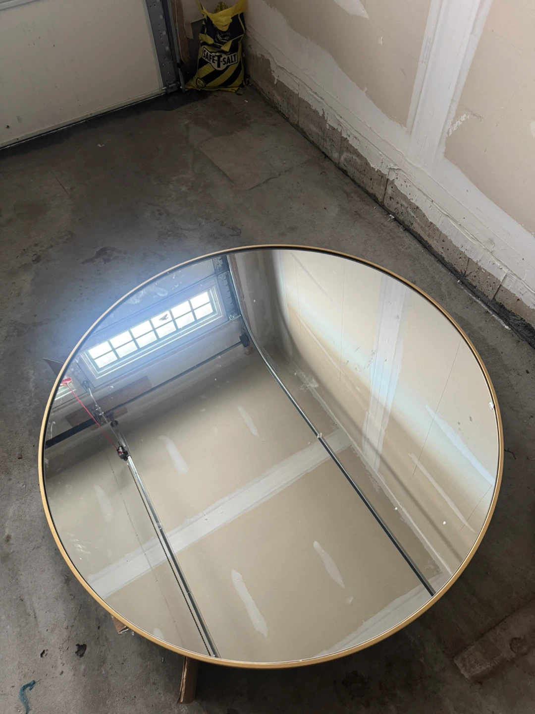 Round Mirror with Gold Frame 48 inch - photo 4