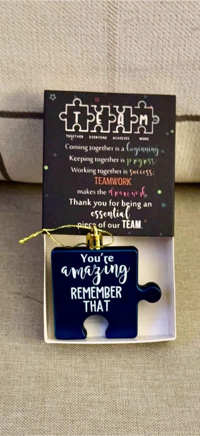 Teamwork Puzzle Piece Ornament. #Gifting 🎁