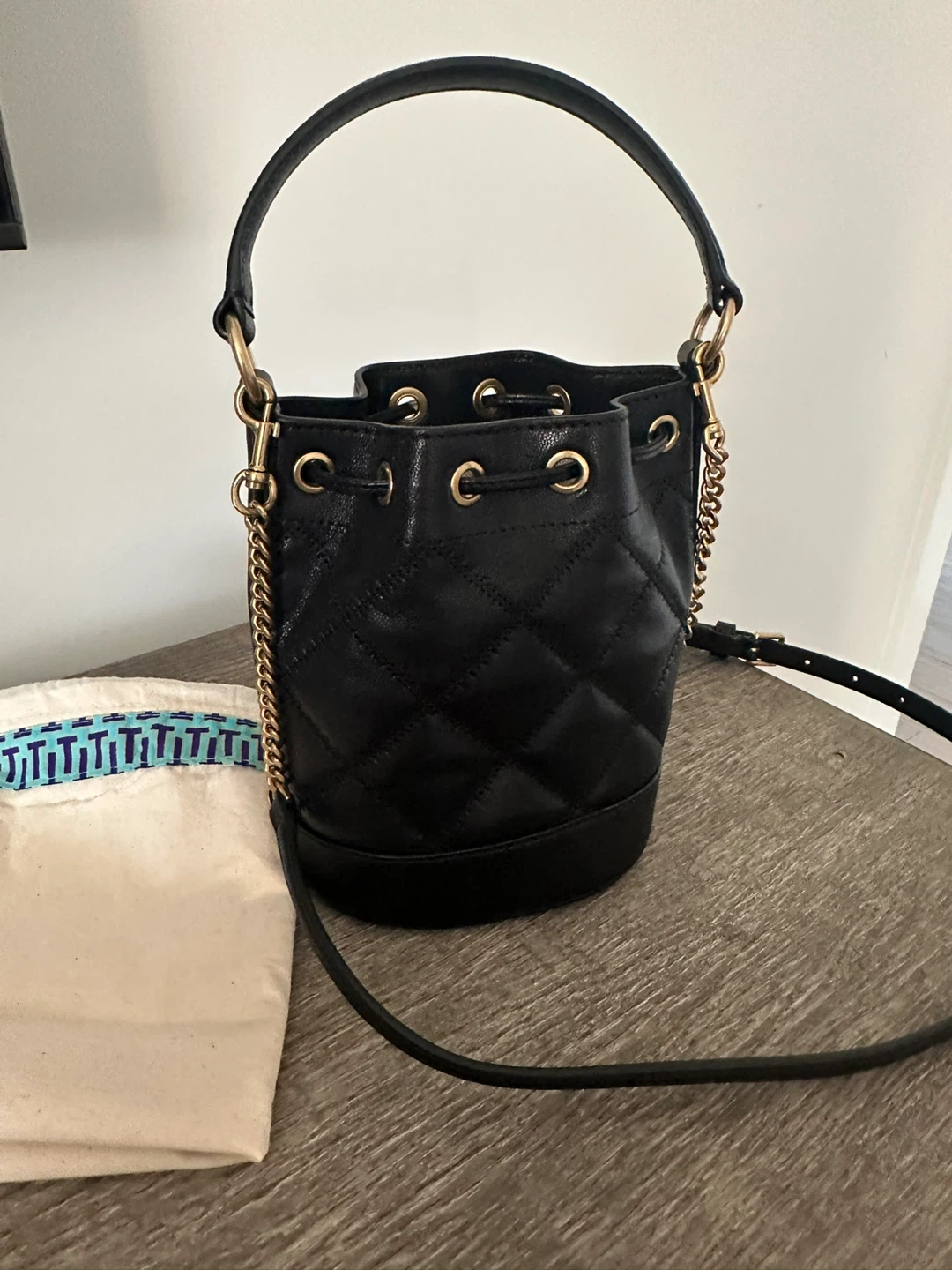 Tory Burch - black leather bucket bag purse new - photo 3