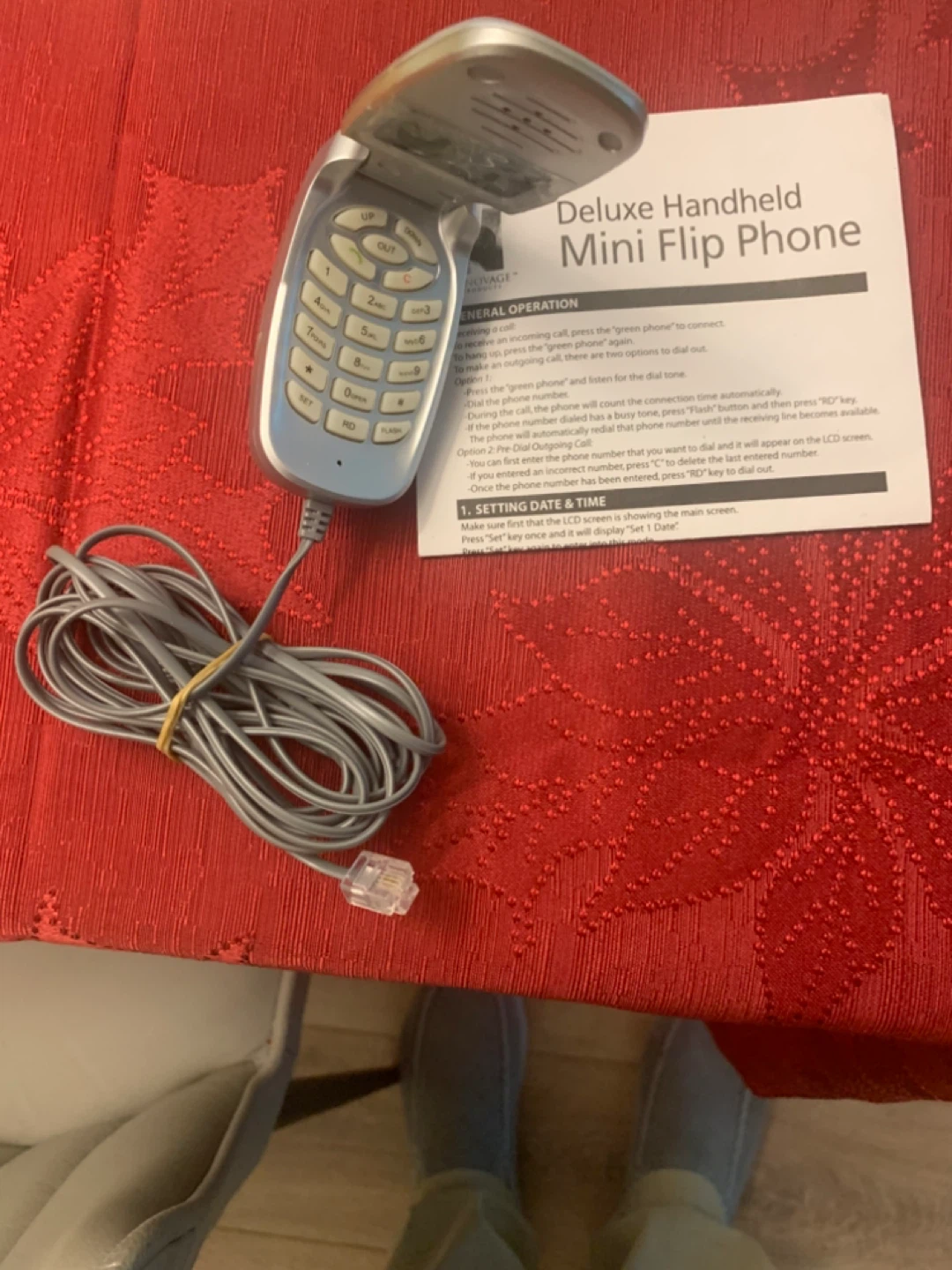 Mini flip phone— see ALL photos - photo 3