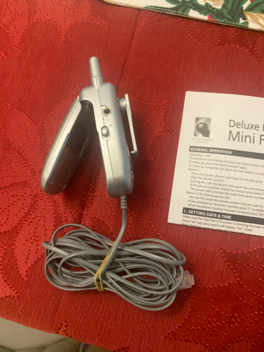 Mini flip phone— see ALL photos - photo 4