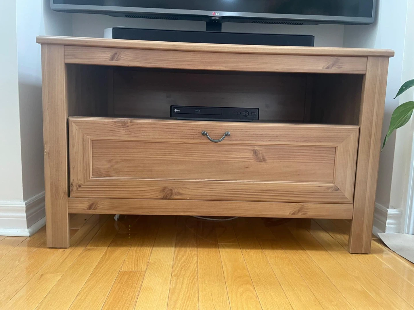 Wooden TV Stand with Drawer