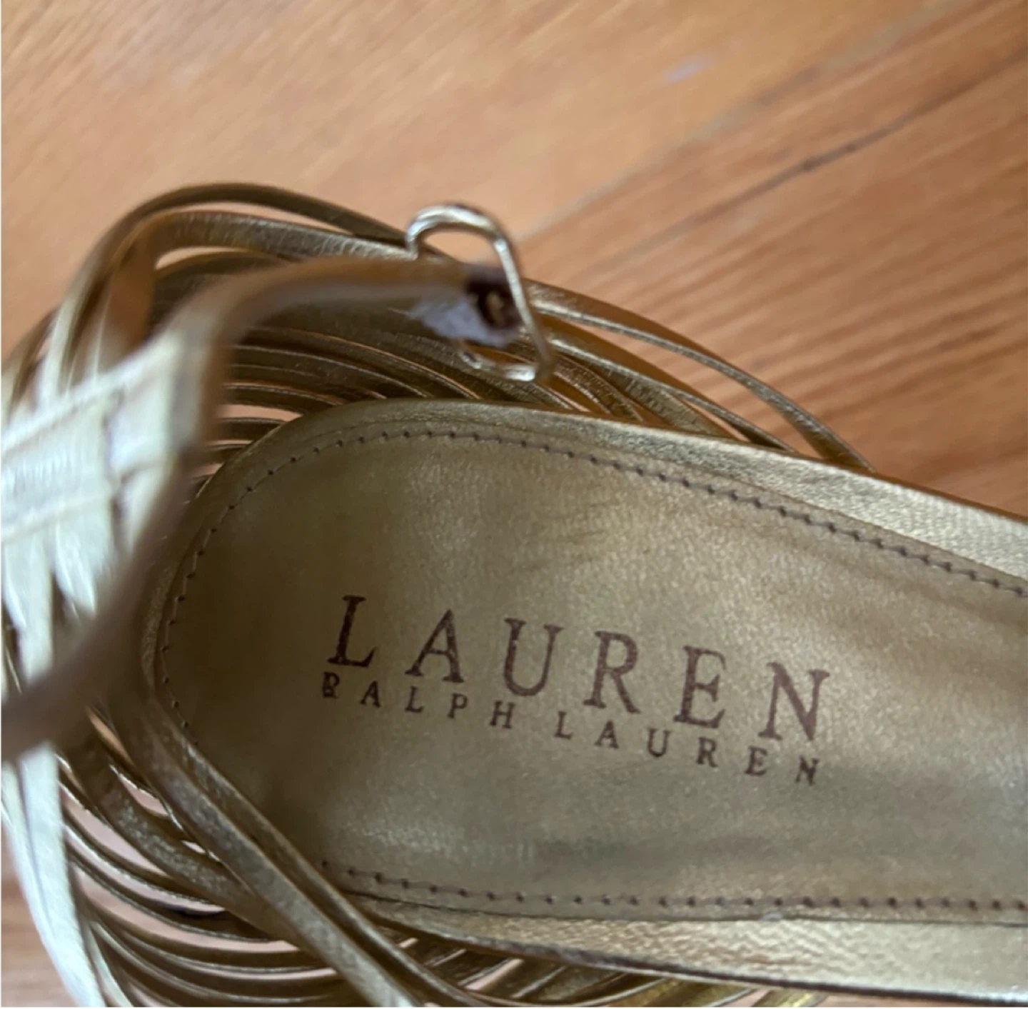 Ralph Lauren Gold Heels - Size 7.5 - photo 4