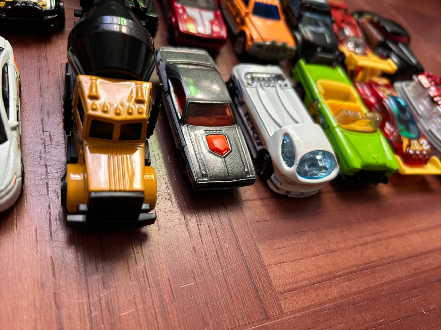 18 metal cars 🥕 - photo 2