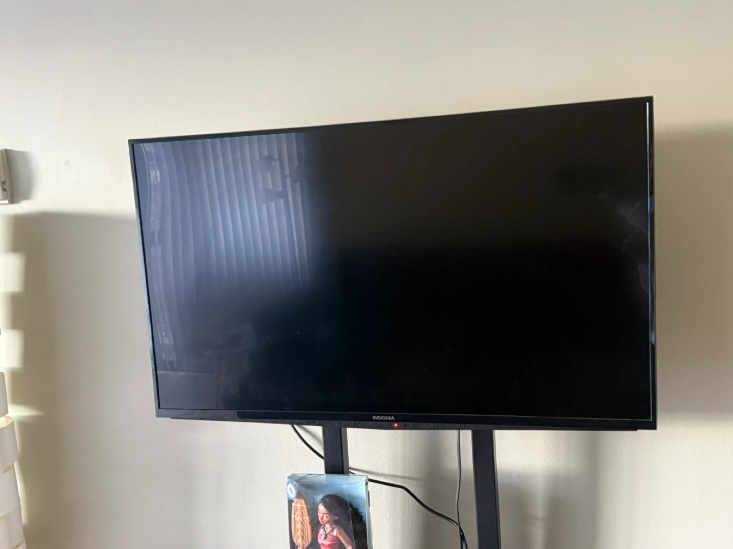 Insignia TV