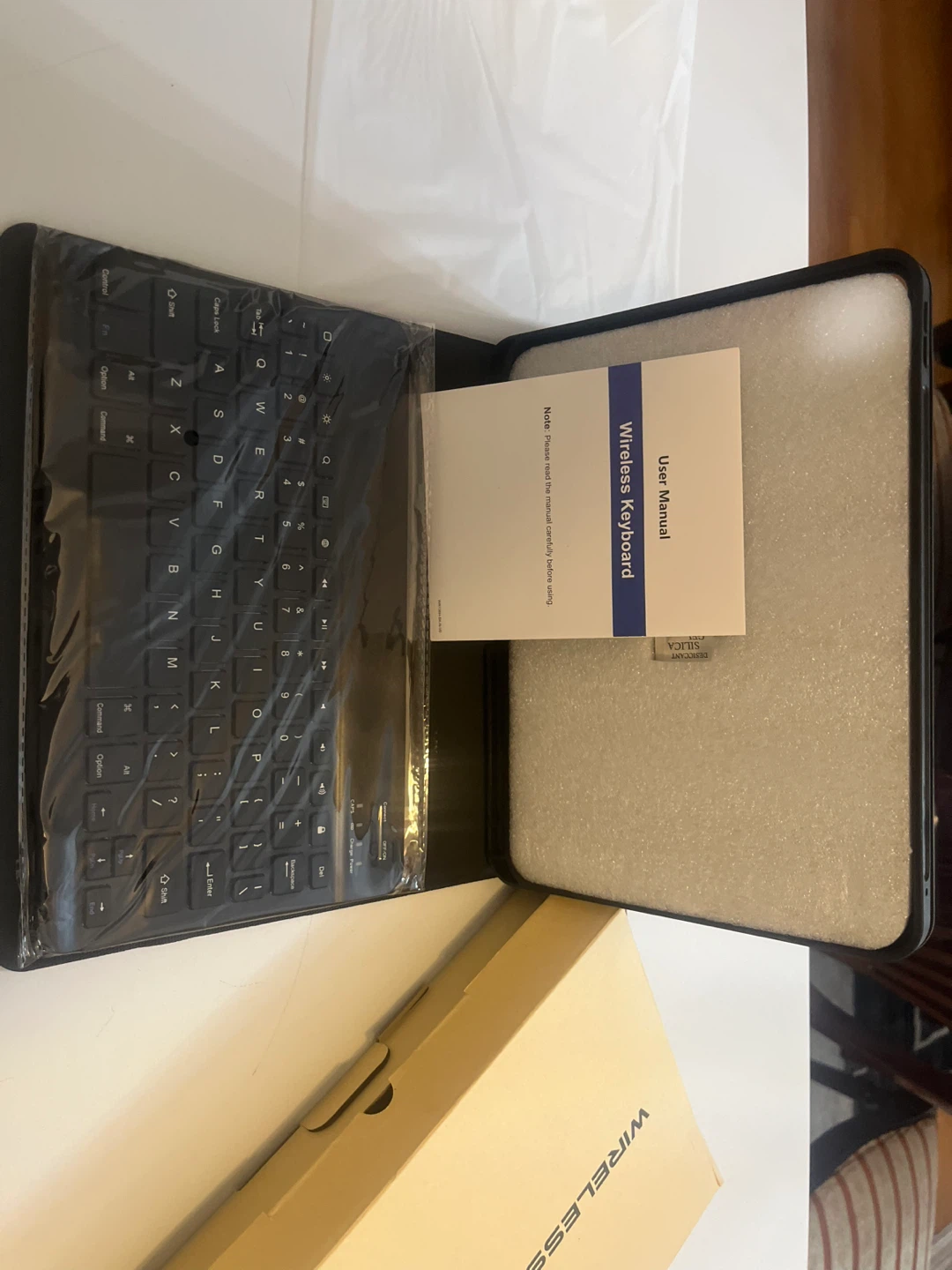 iPad Wireless Keyboard with Case - New #Cleanout - photo 2