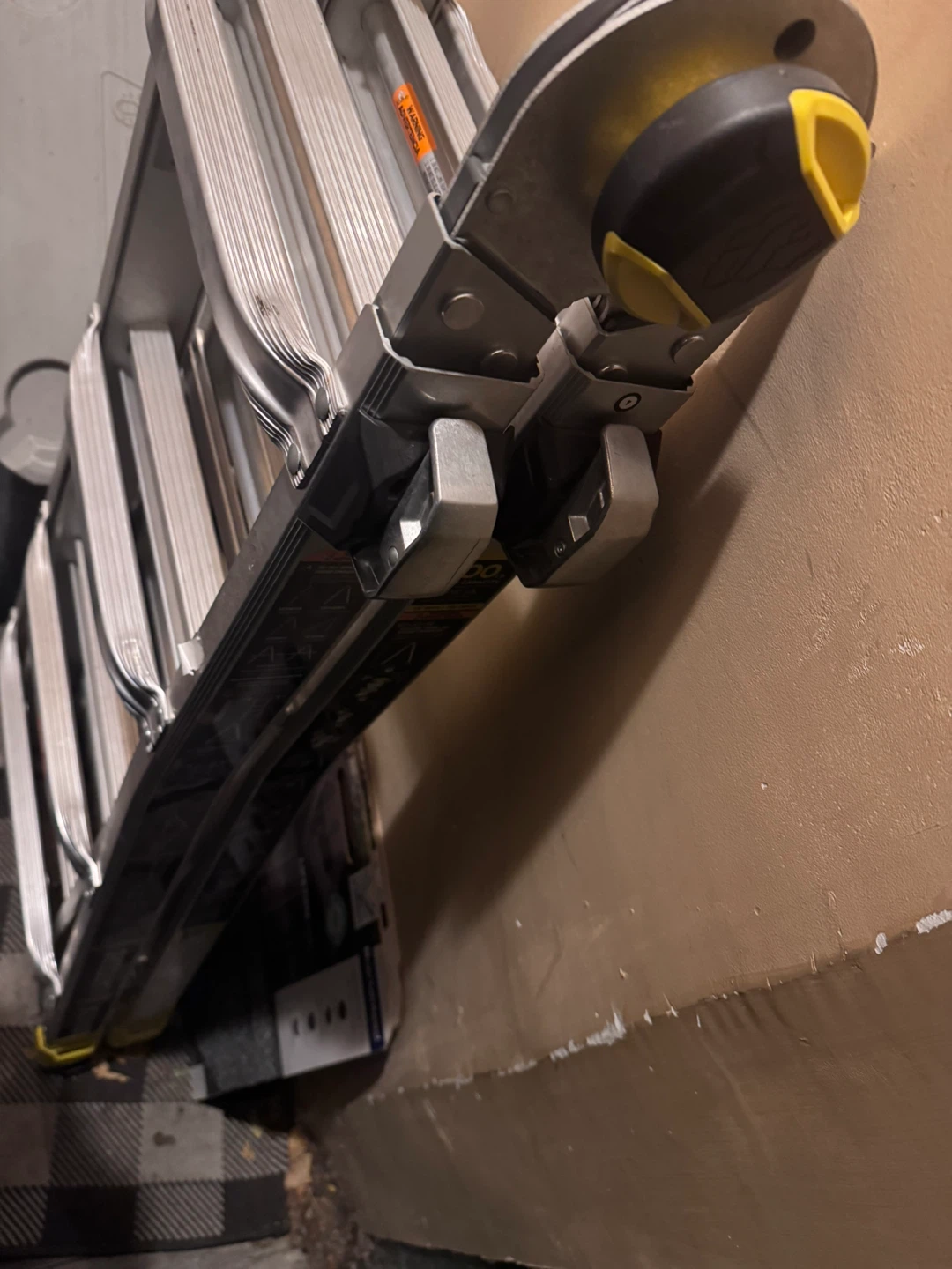 New Little Giant Ladder 18ft 300lb Capacity - photo 2